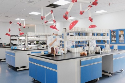 战略升级 产融结合丨华宝股份高层深入嘉品嘉味集团现场实地调研技术开发